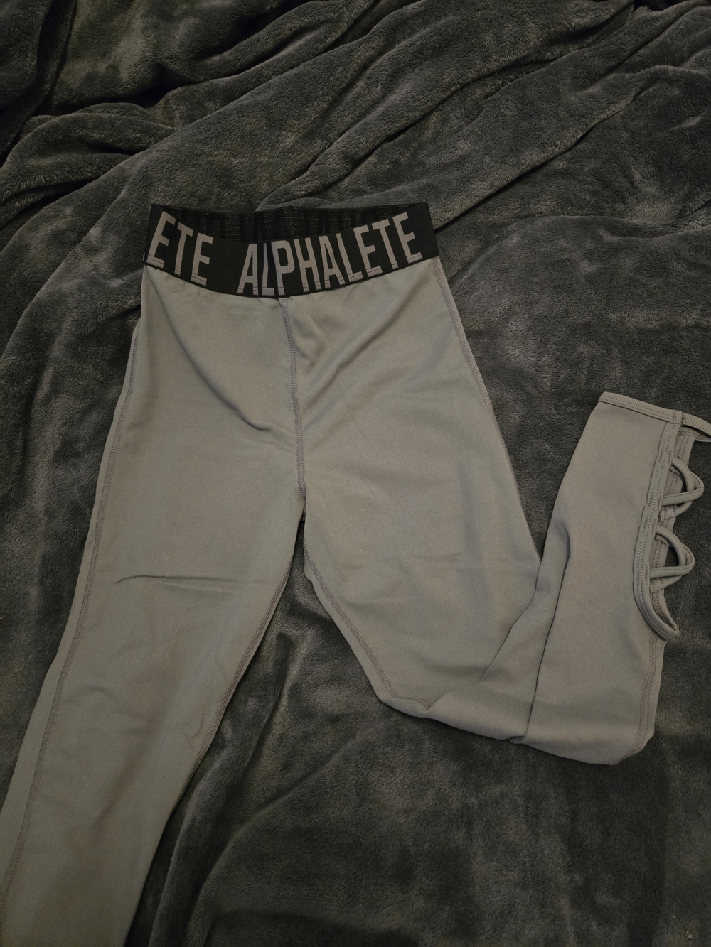 Alphalete Light Gray High-Waist Leggings